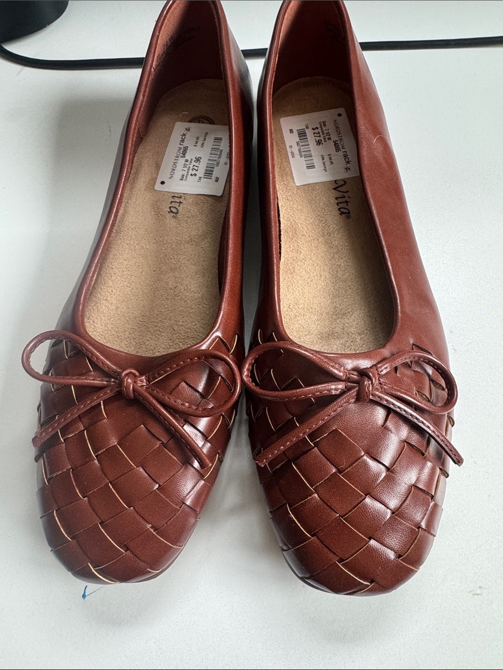 NWT Bella Vita Brown Bow Ballet Flats